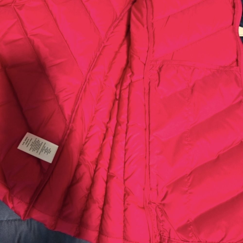 Talbots Bright Pink Puffer Jacket Size S, New - Picture 12 of 14